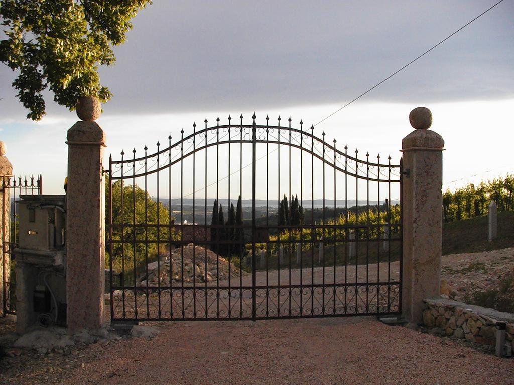 B&B Al Cristo SantʼAmbrogio di Valpolicella Екстериор снимка